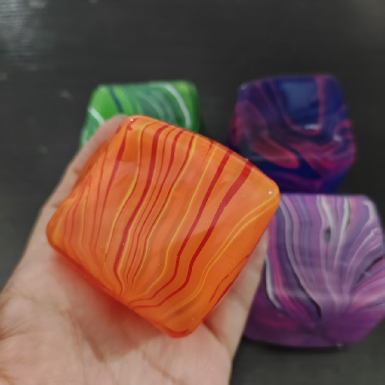 부드럽고 쫄깃한 감각 스트레스 해소 장난감 큐브, 젤  - Fidget Cube Original 리뷰 및 가격